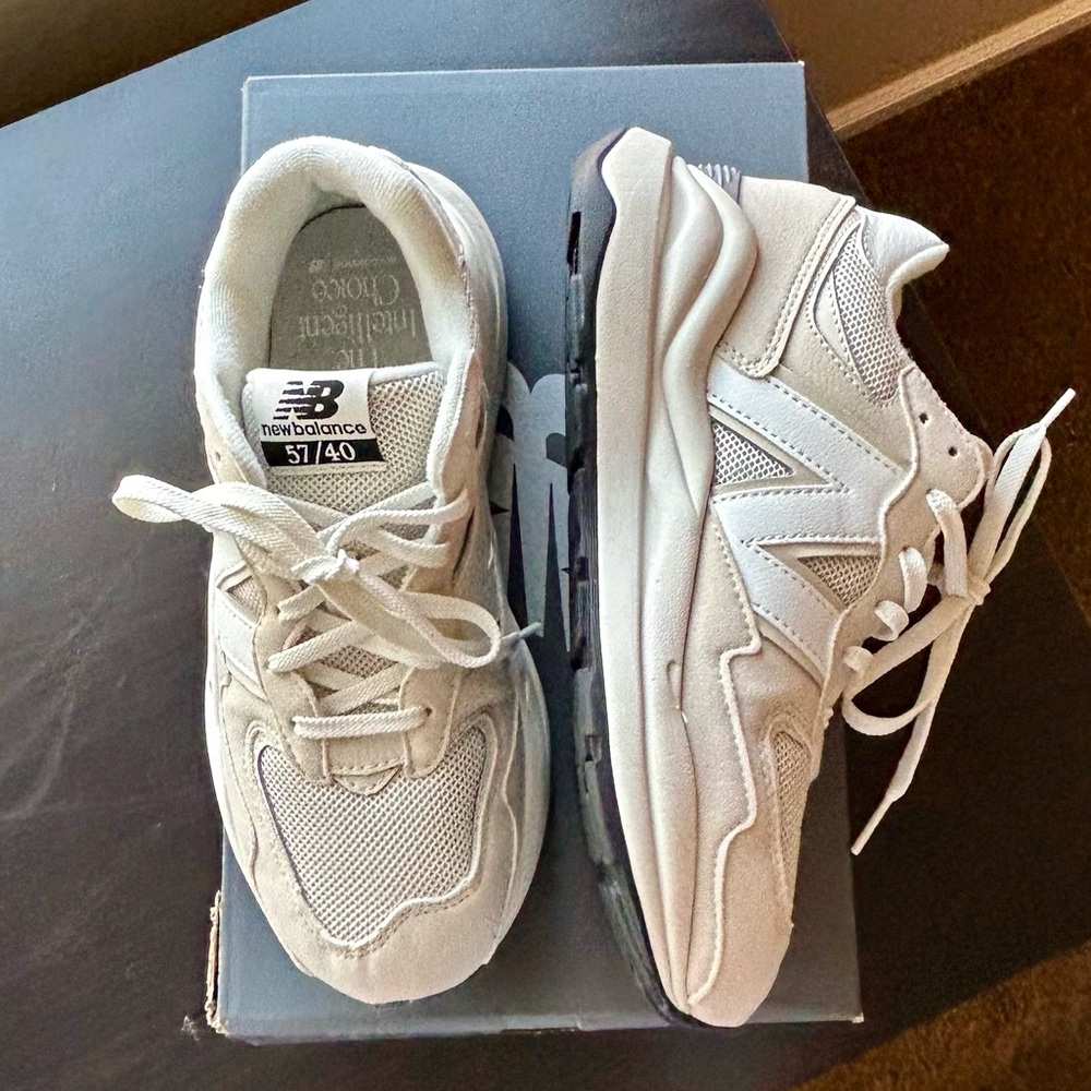 New Balance 57/40 Beige/White size 7